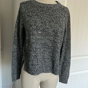 DIVIDCD H&M cozy Gray marled long sleeves sweater